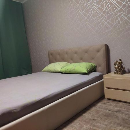 Apartment Sports Palace Просторная квартира рядом Дворец Спорта Харьков Экстерьер фото